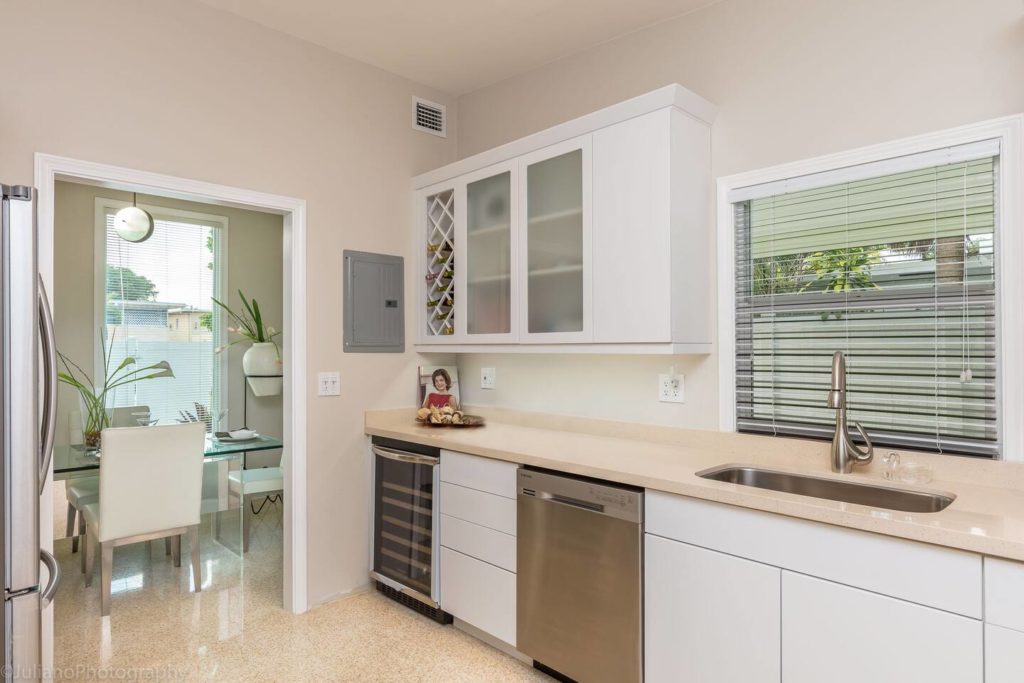 Luxury Fort Lauderdale Beach House Rental 6 Luxury gourmet kitchen with modern appliances in a vacation home rental