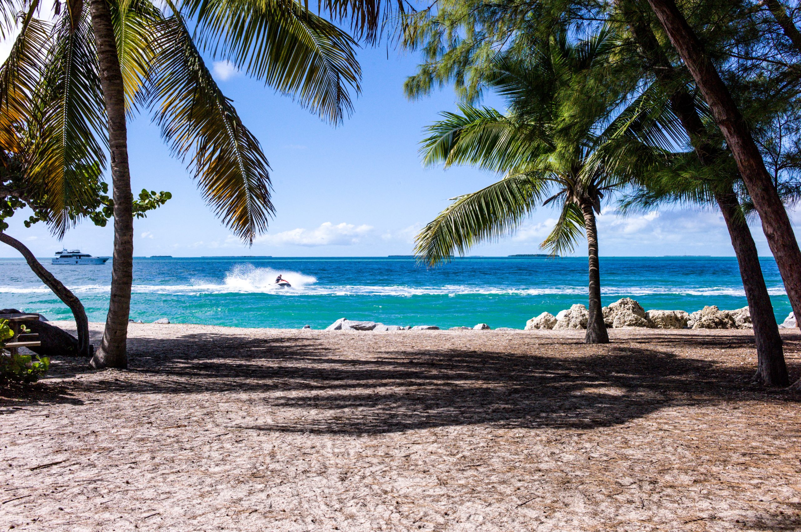 Luxury Fort Lauderdale Beach House Rental 88 anders wideskott QnPkc4C6E4 unsplash scaled